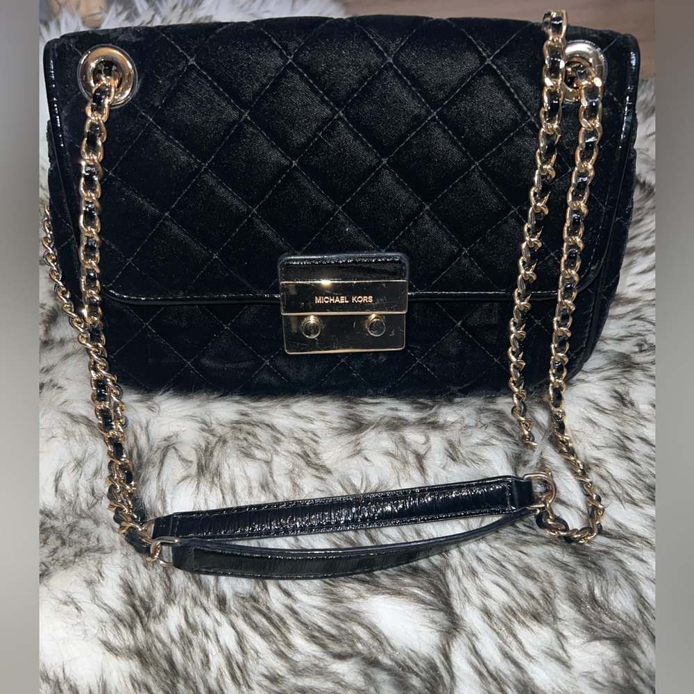 Michael Kors Sloan Velvet Quilted handbag